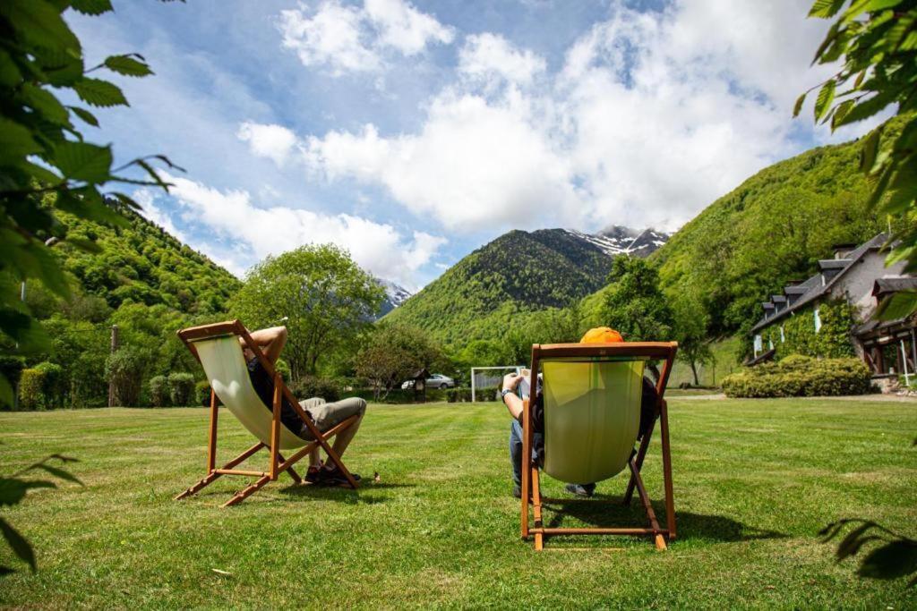 Domaine De Ramonjuan Hotel Bagneres-de-Bigorre Exterior photo